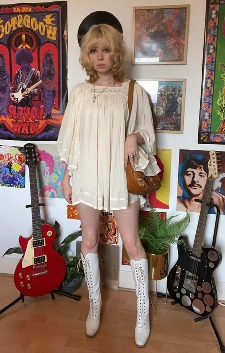 Issy Allen star xxx image