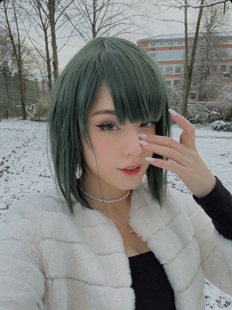 Toxicosplay model hot img