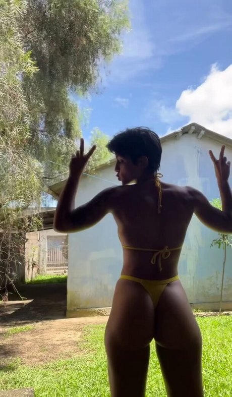 arianelcrd star adult pictures