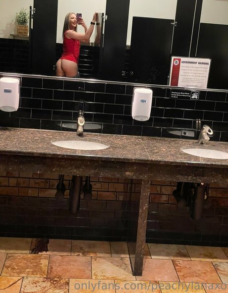 peachylanaxo nudes pornstar images