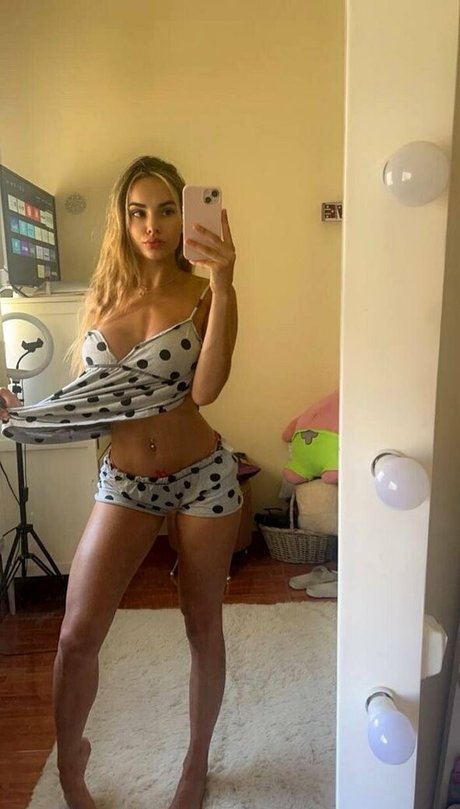 youngani xx porn star picture