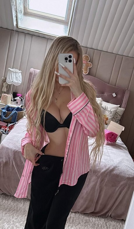 Eva april11 pornstar free image