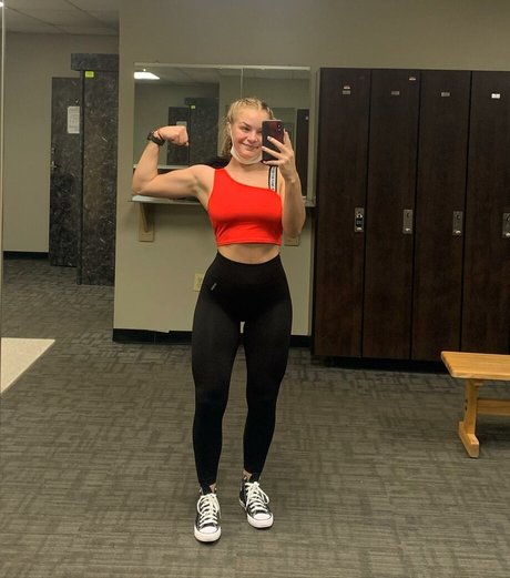 Alysia Kelley model hot images