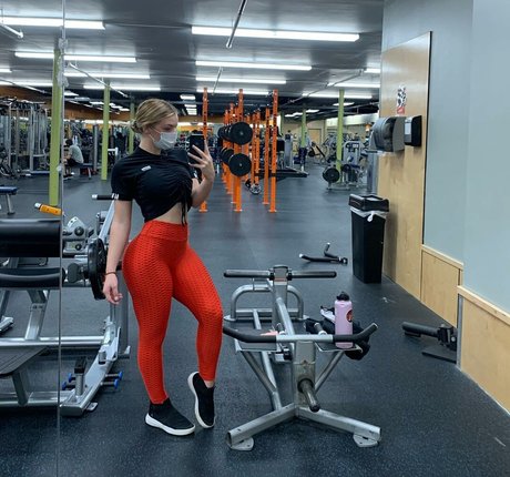 Alysia Kelley model adult galleries