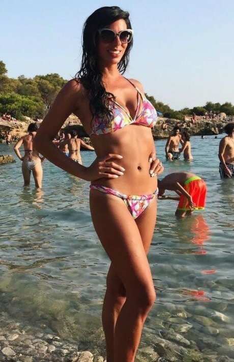 Estefy Lopez hot model pictures