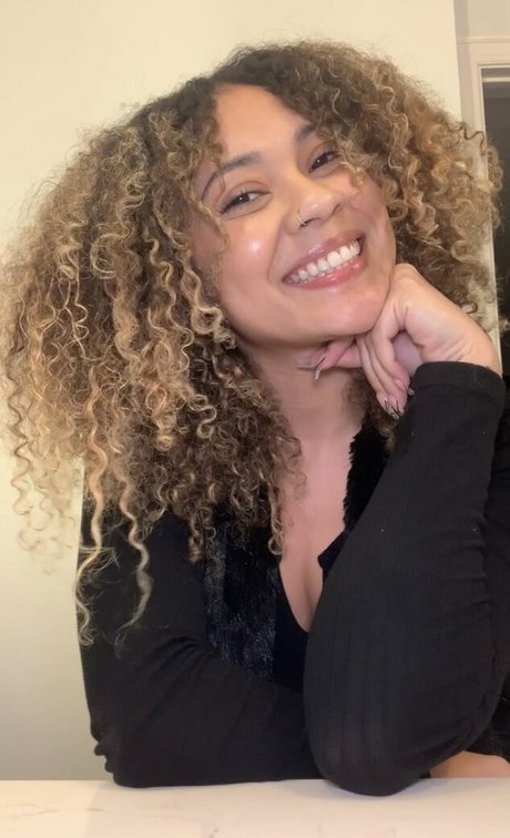 Omgitsbratch high quality model picture