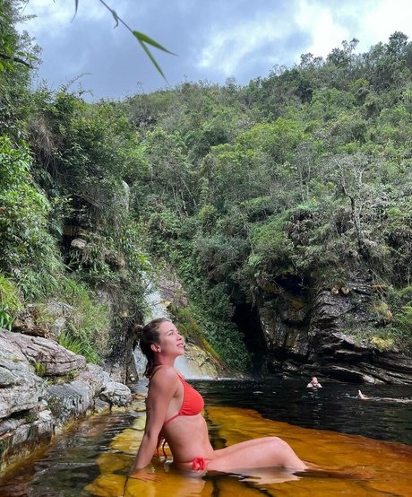 Laryssa Ayres pornographic star photos