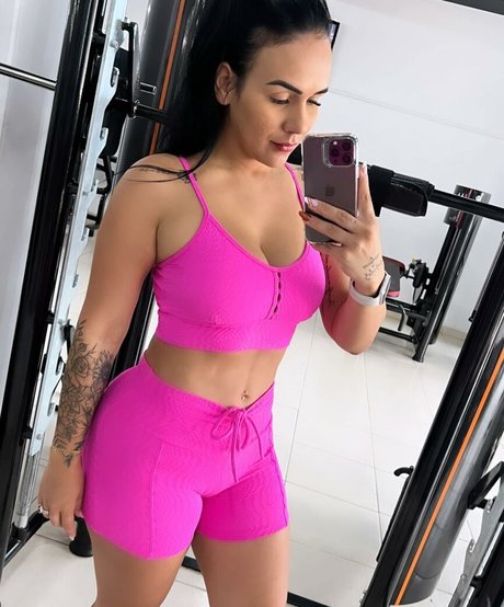 Mayara Franco hot model pics