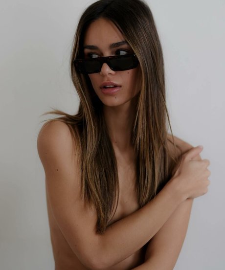 Narine Kagramanyan model hot picture