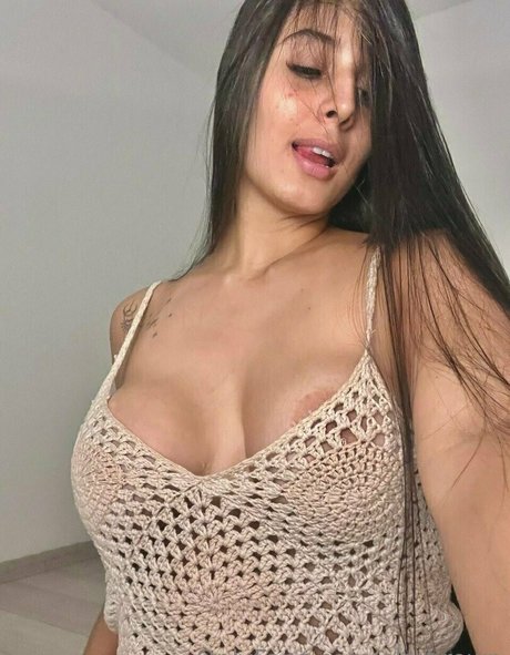 Ela Brown star hd pictures