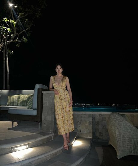 Danielles38 naked star img