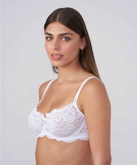 Noya Arviv pornstar pretty photos