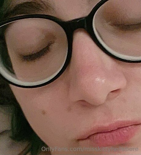 misskittyhellebore star nice gallery