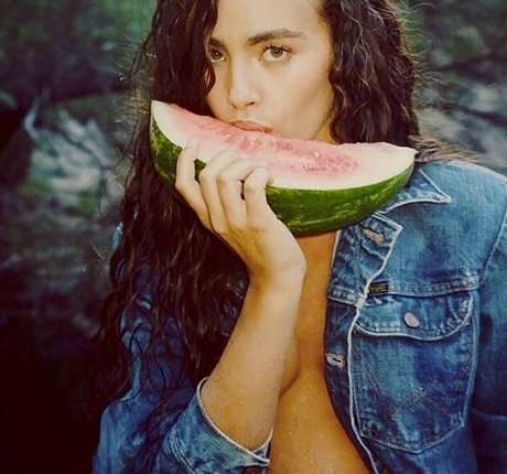 Leore Hayon star exclusive archive