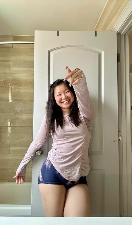 Asianquadbae exclusive pornstar galleries