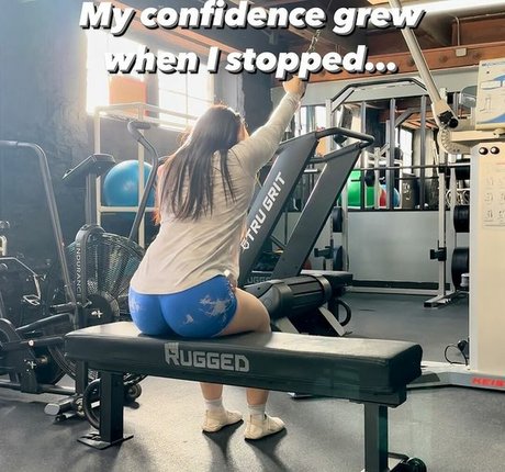 Asianquadbae star sex pictures