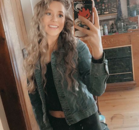 Alyssa Bryanne star best pictures