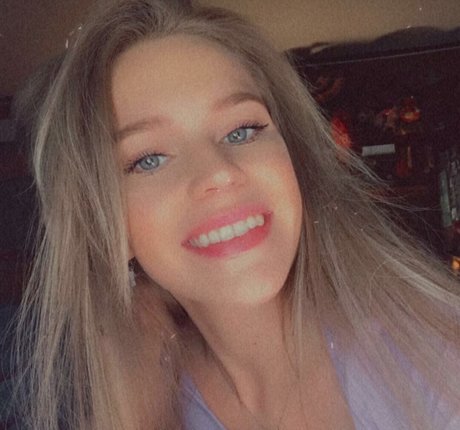 Alyssa Bryanne free star gallery