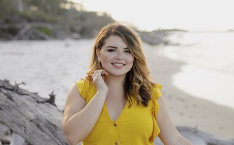 Alondra Larson exclusive pornstar gallery