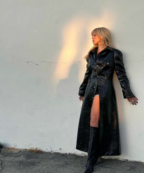 Renee Rapp pornographic star archive