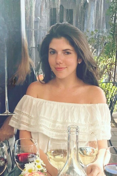 Emily Helen Barry star high quality images