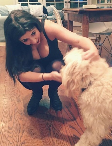 Emily Helen Barry pretty model archive