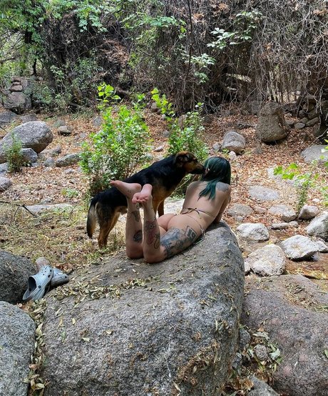 Laura Cruz porn star photo