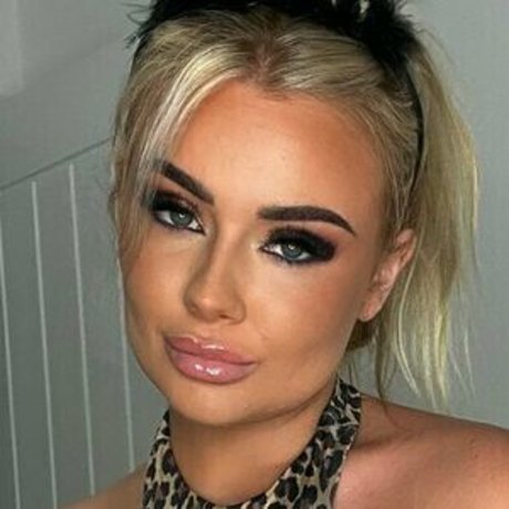 emilymrlor beautiful model gallery