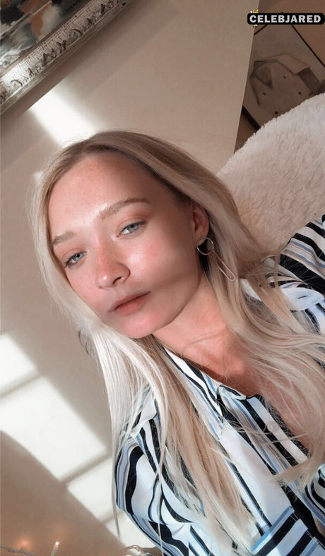 Zola Bzdek star sex gallery