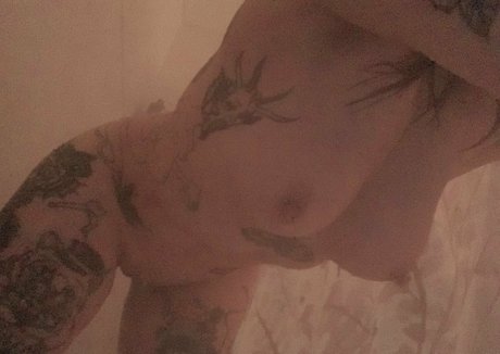 Vikat Bang nude star pics