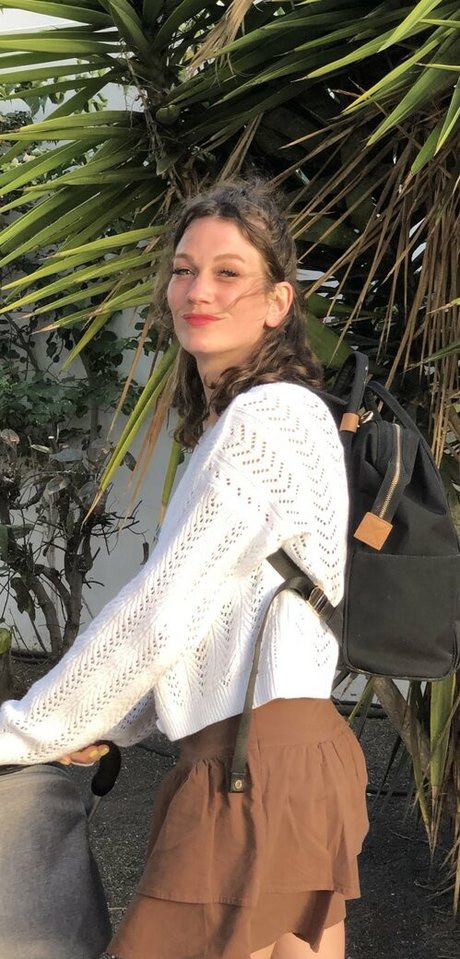 Misty Gray high quality actress photos