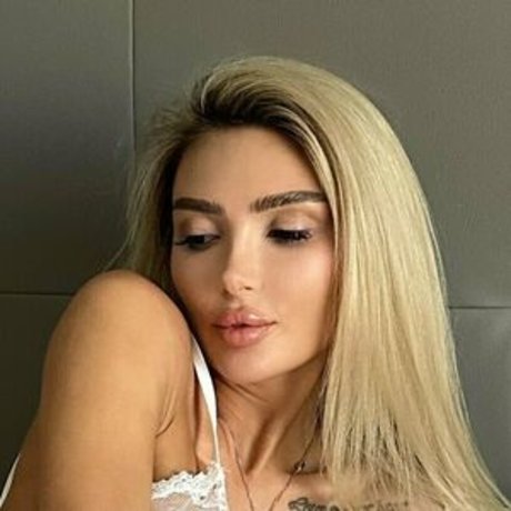 Kate Milevskaya star hot picture