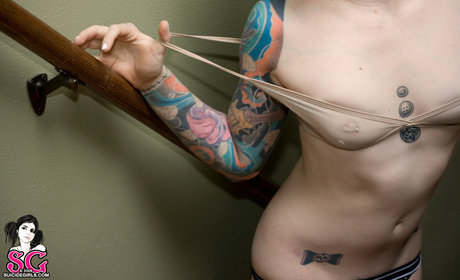 Elle Stranger model xxx pictures