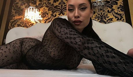 claudiroxa nice pornstar img