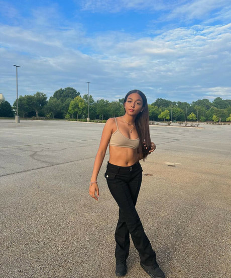 Lexi Vee star nudes archive