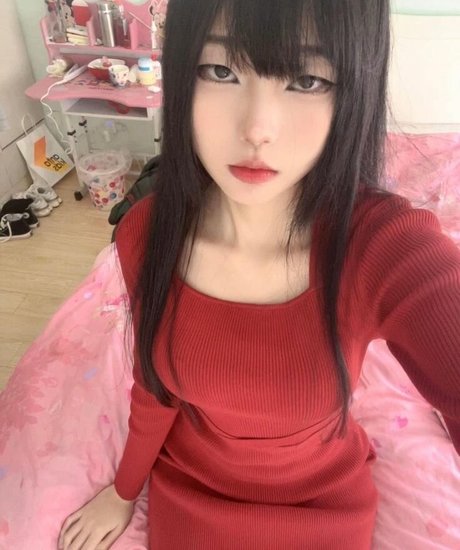 Daturakisses pretty pornstar pictures