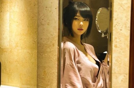 Daturakisses model erotic gallery