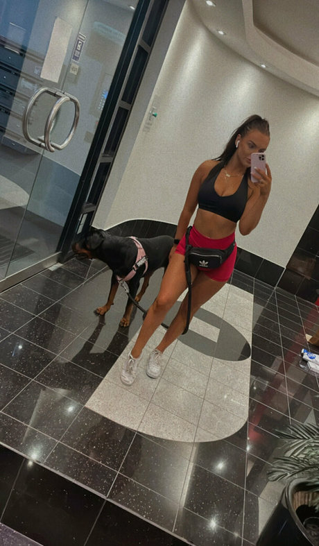 laurensibbaldd model adult picture