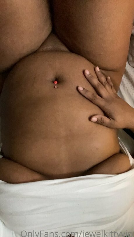 jewel kitten free exclusive model images