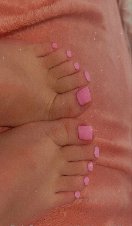 errrrradiorr nudes model images