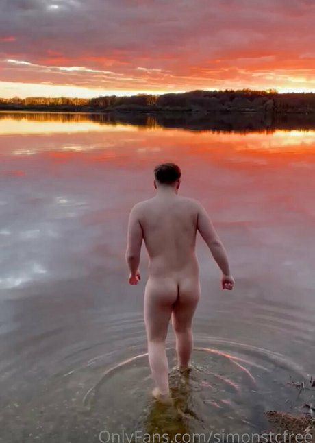 simonstcfree star nudes pic