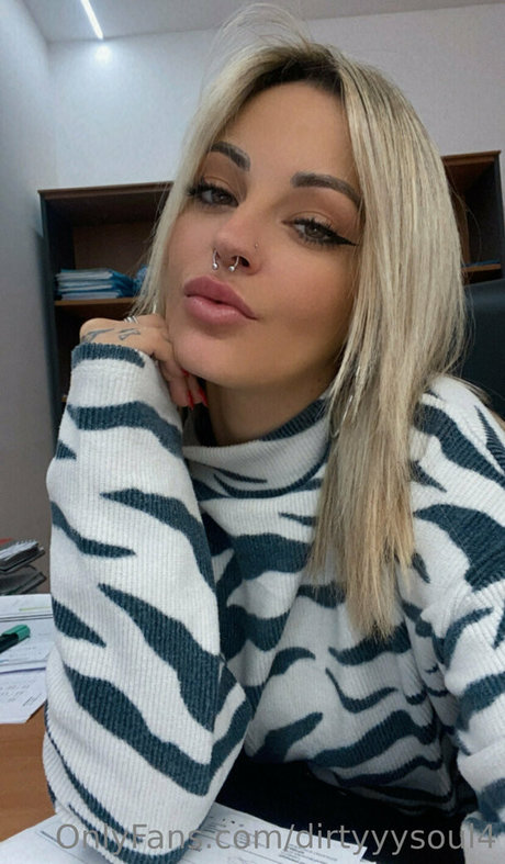 dirtyyysoul4 pornstar sex picture