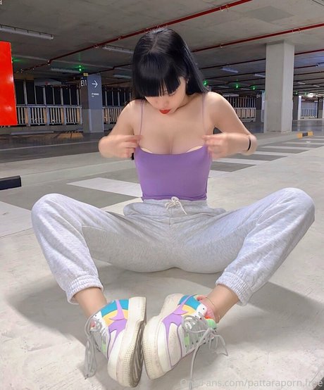 ffonnnfonn erotic actress picture