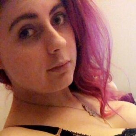 Blueeyedboo13 nude actress photos