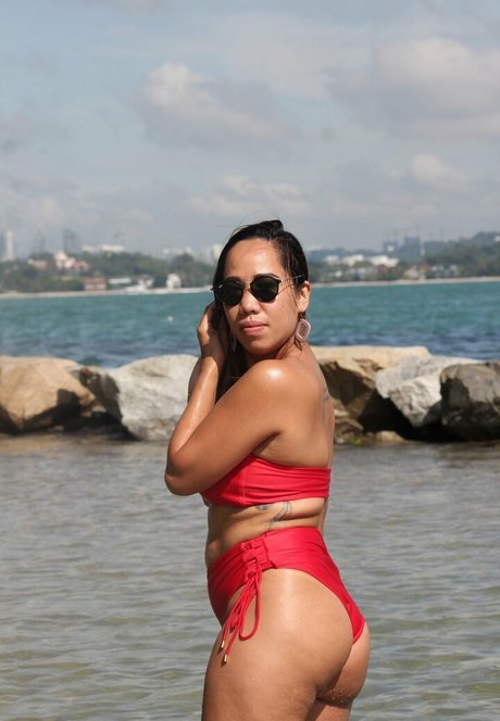 mjfilipina naked pornstar photo