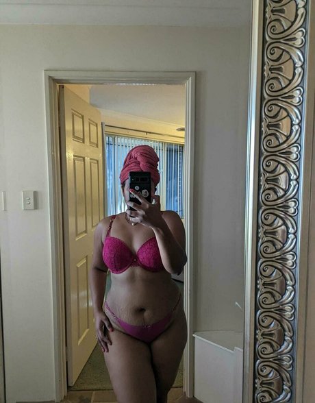 desichocxo adult model gallery