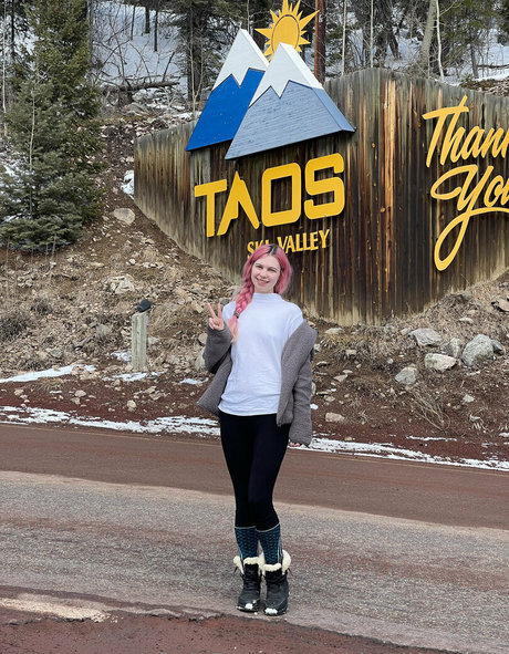 ridewithcarms model pretty archive