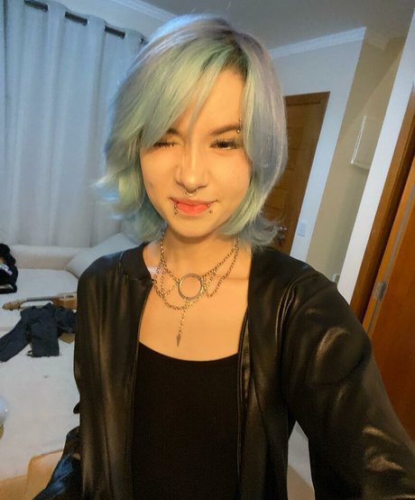 Luh Setra pornographic star galleries