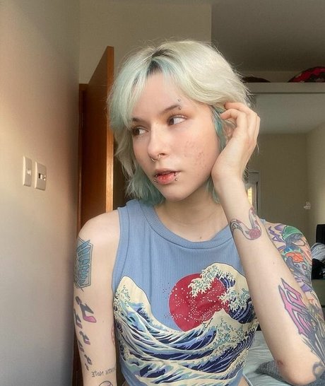 Luh Setra nice model pic