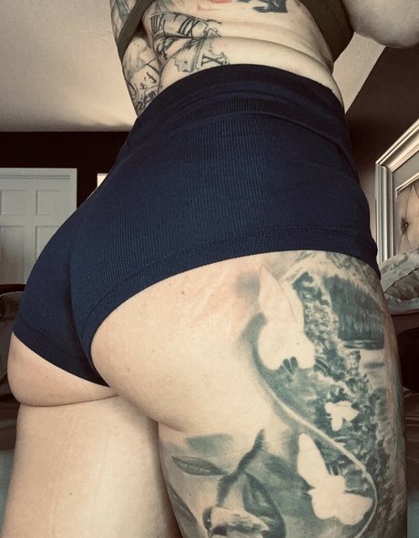 Leigh Wolfe erotic pornstar image